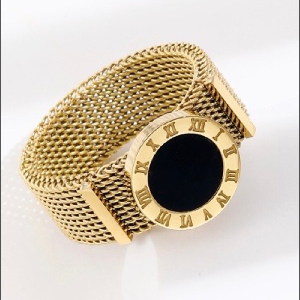 NEW! Golden Mesh Ring. SZ 7
